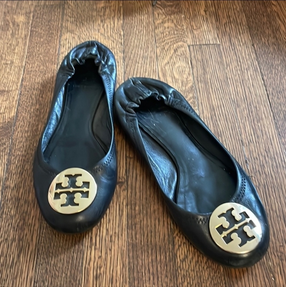 Tory Burch Black Flats sz 7.5